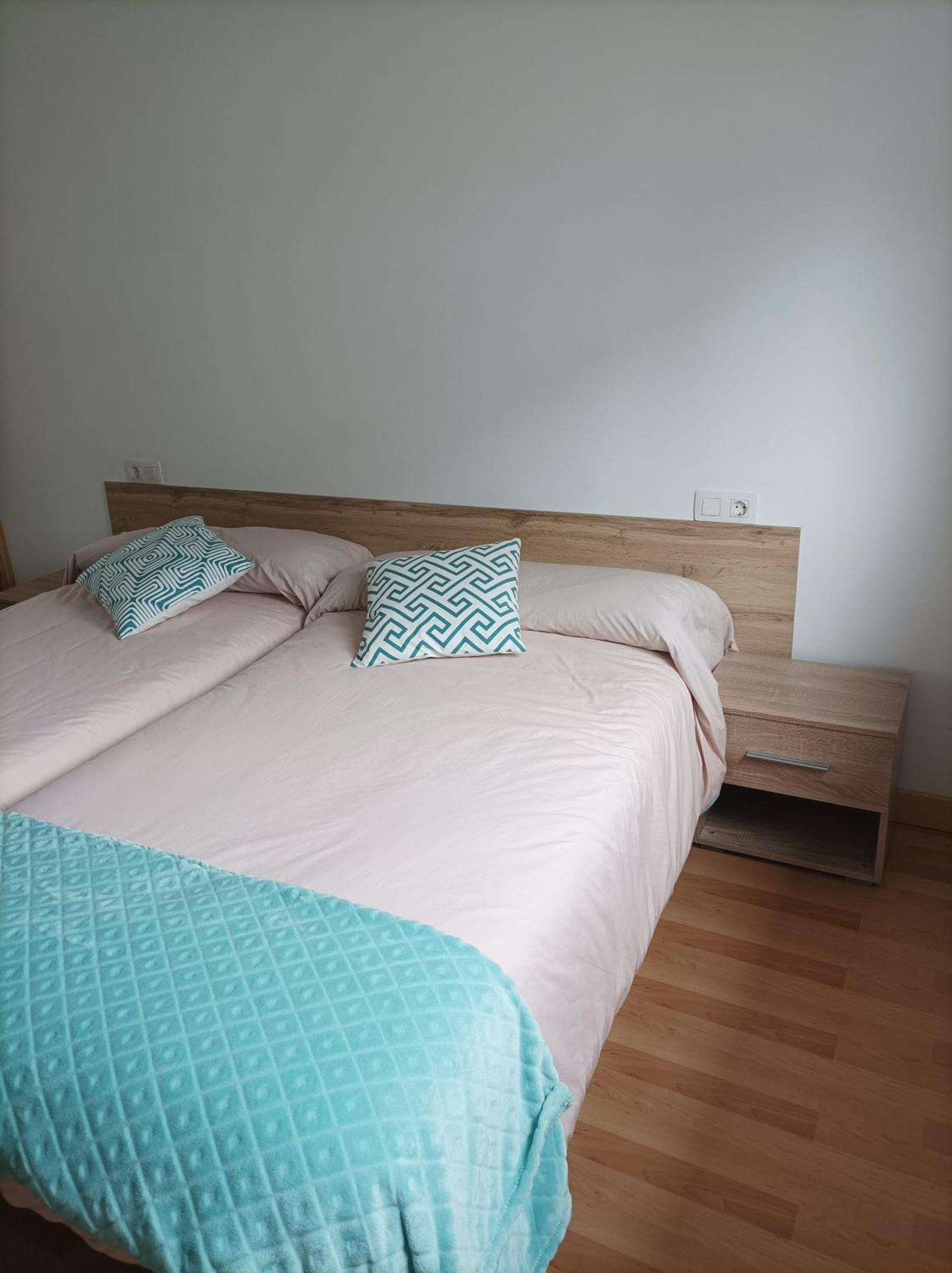 Apartamento Piso Cervantes Sarria Exterior foto